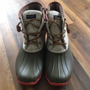 Sperry boots